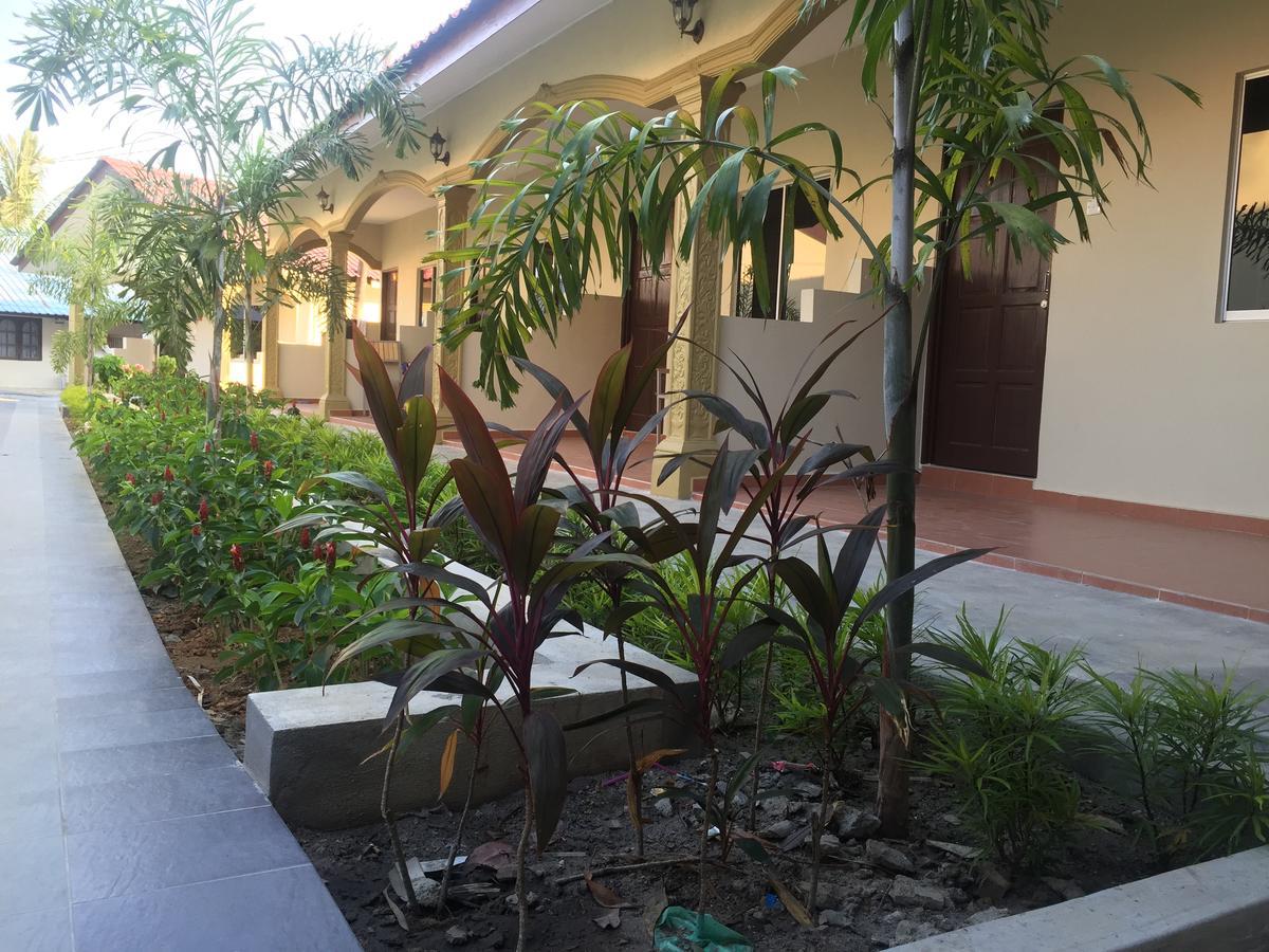 Dhania Cenang Beach Motel Pantai Cenang  Exteriér fotografie