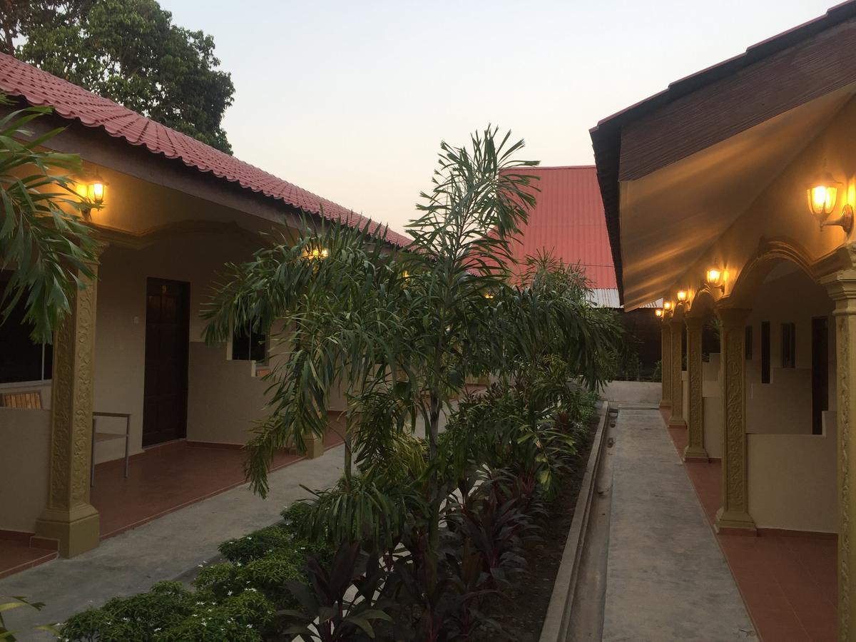 Dhania Cenang Beach Motel Pantai Cenang  Exteriér fotografie
